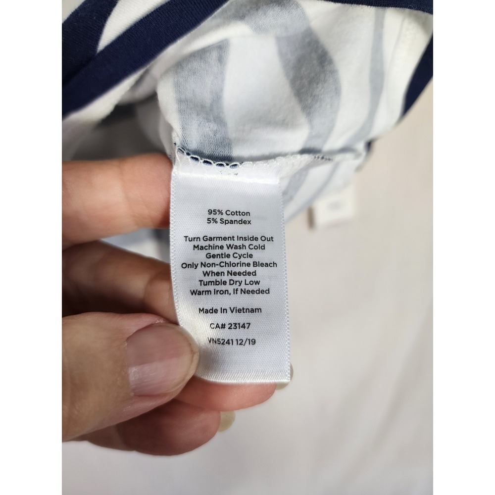 Talbots NWT Petite Medium Navy White Striped Paisley Top Resort Coastal Nautical - Picture 5 of 7